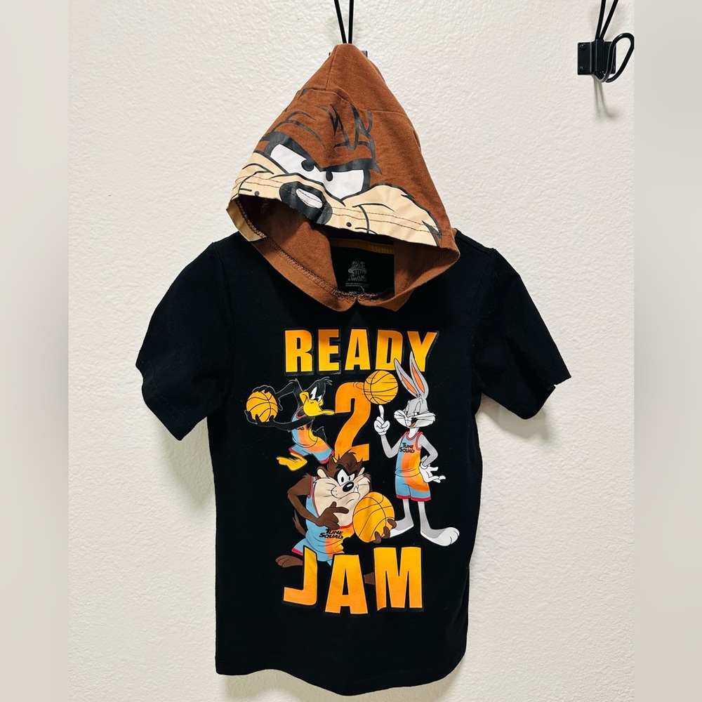 SPACE JAM A NEW LEGACY TUNE SQUAD HOODED T-SHIRT SZ 6